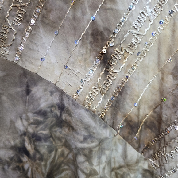 Avenue Earthy Patchwork Short Sleeve Tee  18/20 - Picture 2 of 5